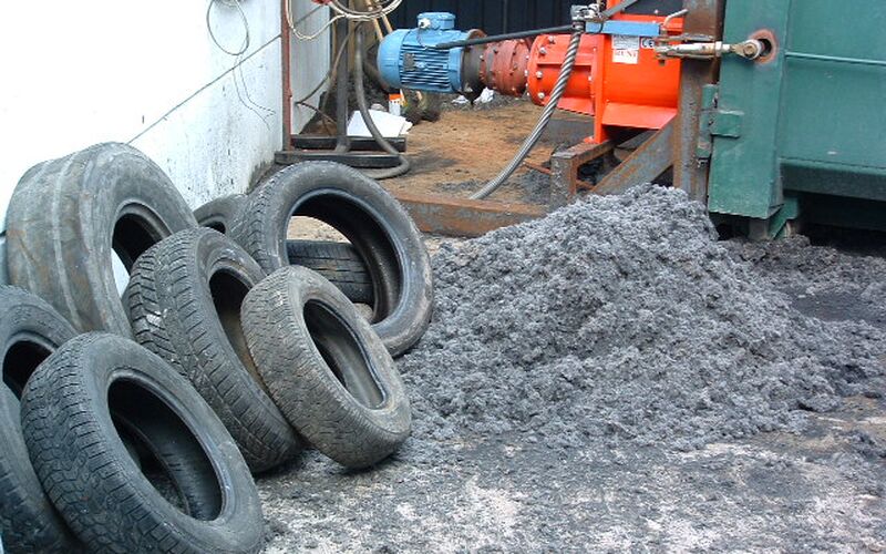 Textiles from tire recycling