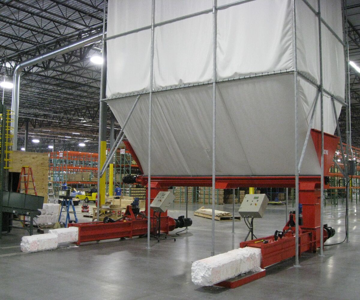 Verdichtung von Styropor-Verpackungen | Rooms to Go