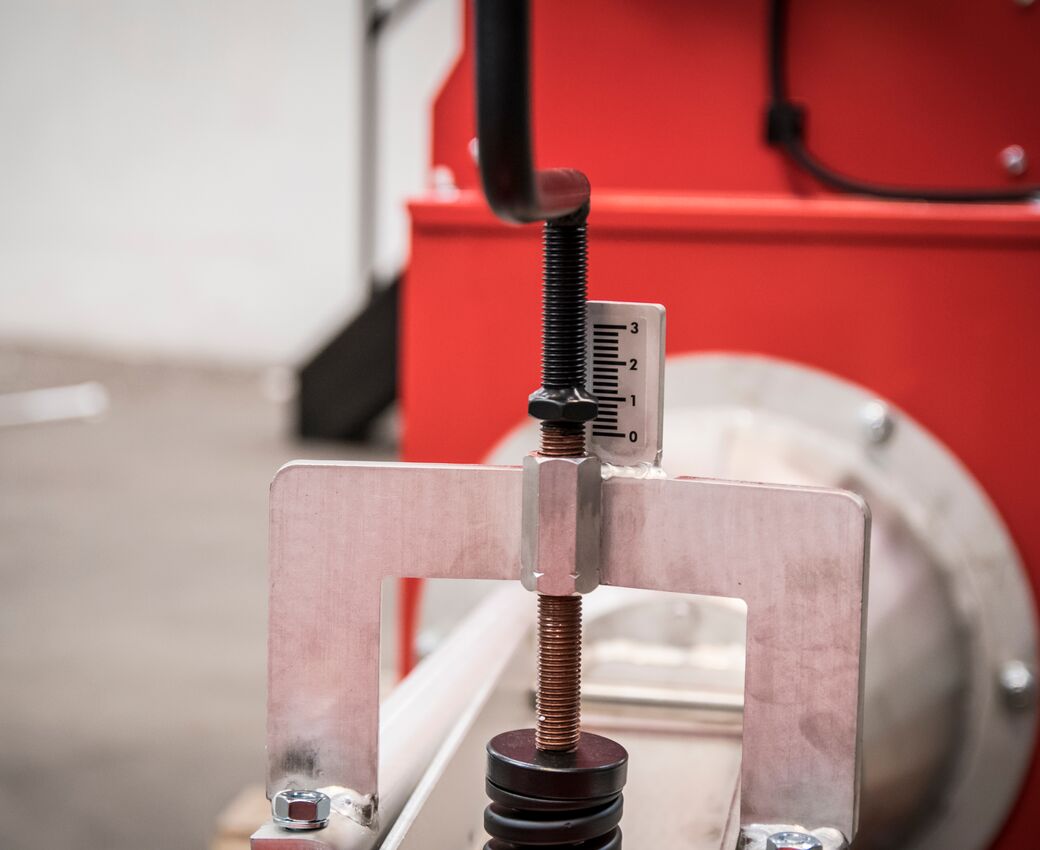 Compacting EPS, komprimering, komprimatorer, komprimator, sneglekomprimator, foam board recycling, stationær komprimator, affaldskomprimator, plast genanvendelse, genanvendelse af plast, genanvendelse af plastik, komprimering af affald