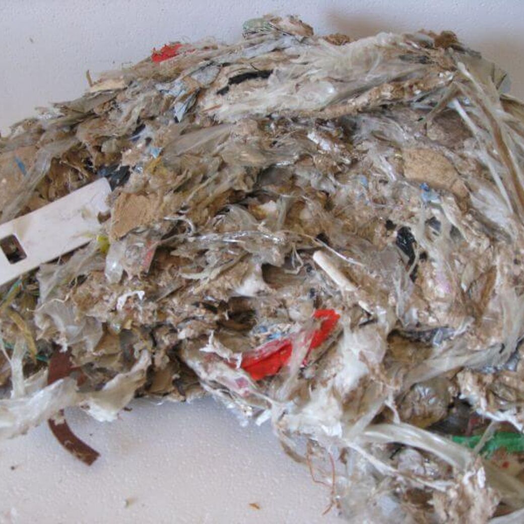 Separering af våde etiketter