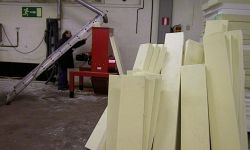 PUR Schaummaterial bevor Verdichtung