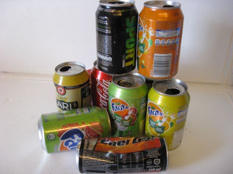 Leere Soda-Dosen aus ALU